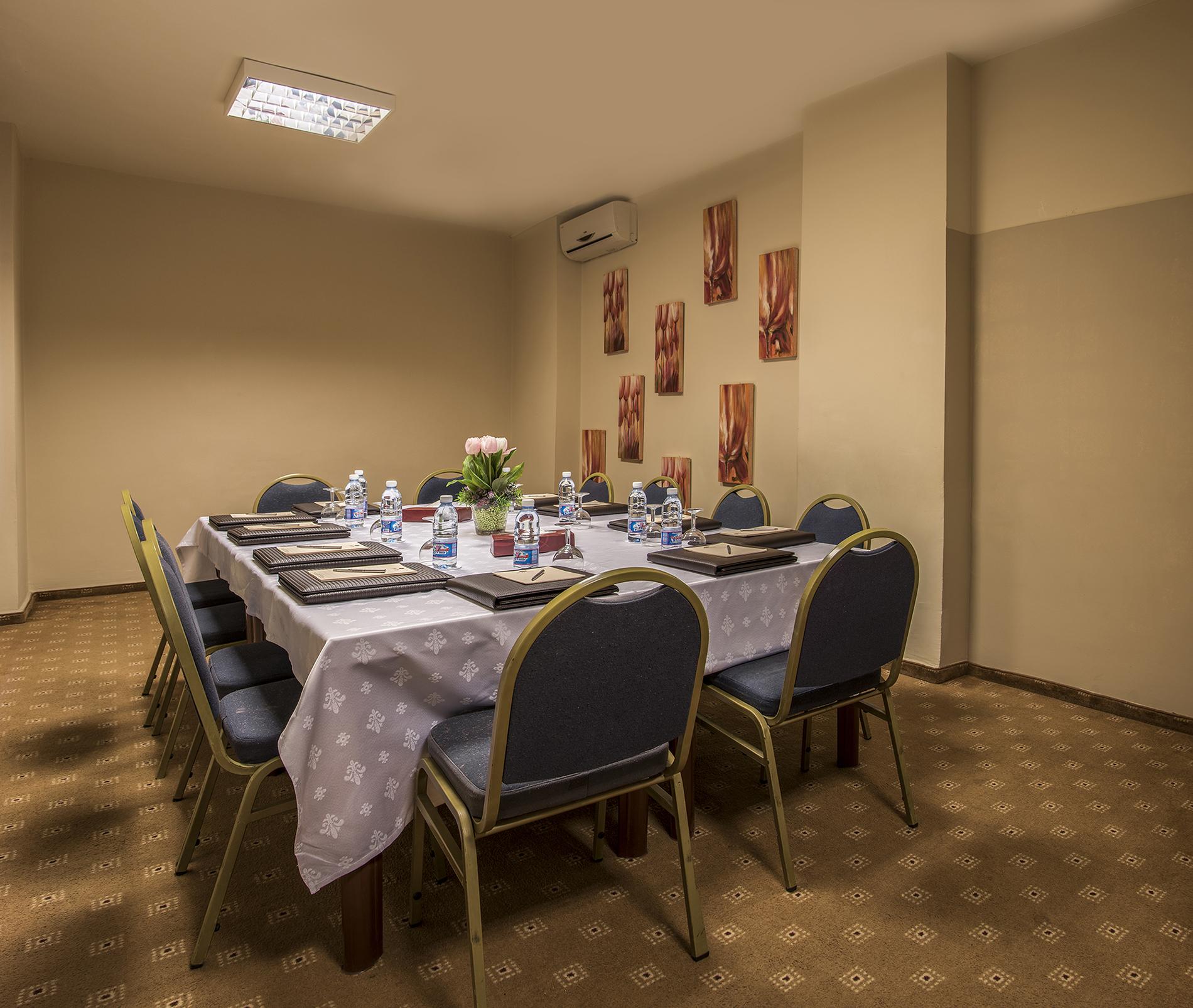 Rawche Universal Apartments Beirut Eksteriør billede