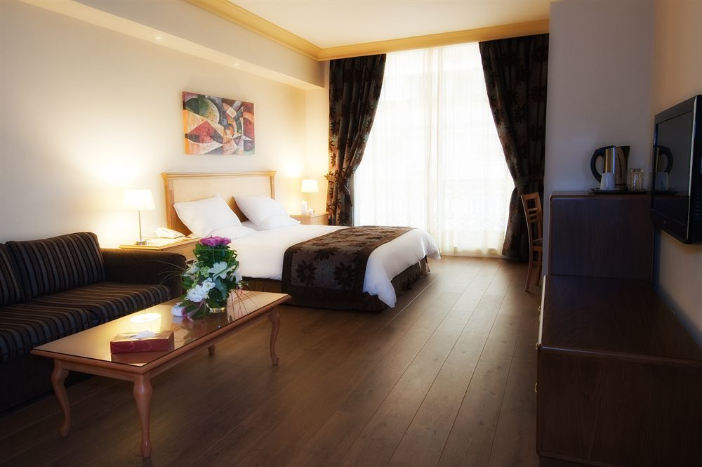 Rawche Universal Apartments Beirut Eksteriør billede