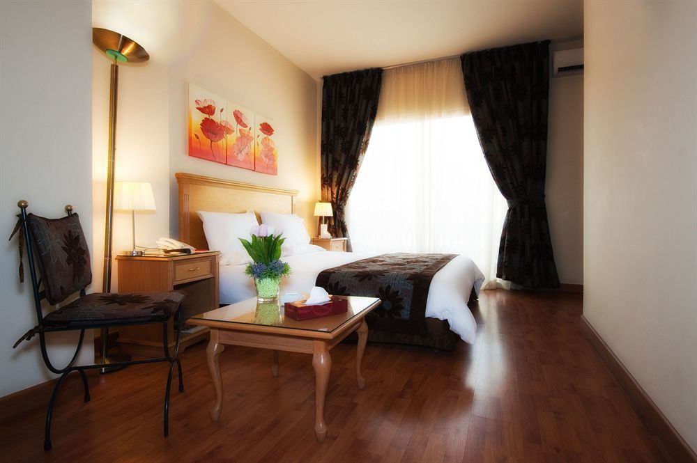 Rawche Universal Apartments Beirut Eksteriør billede
