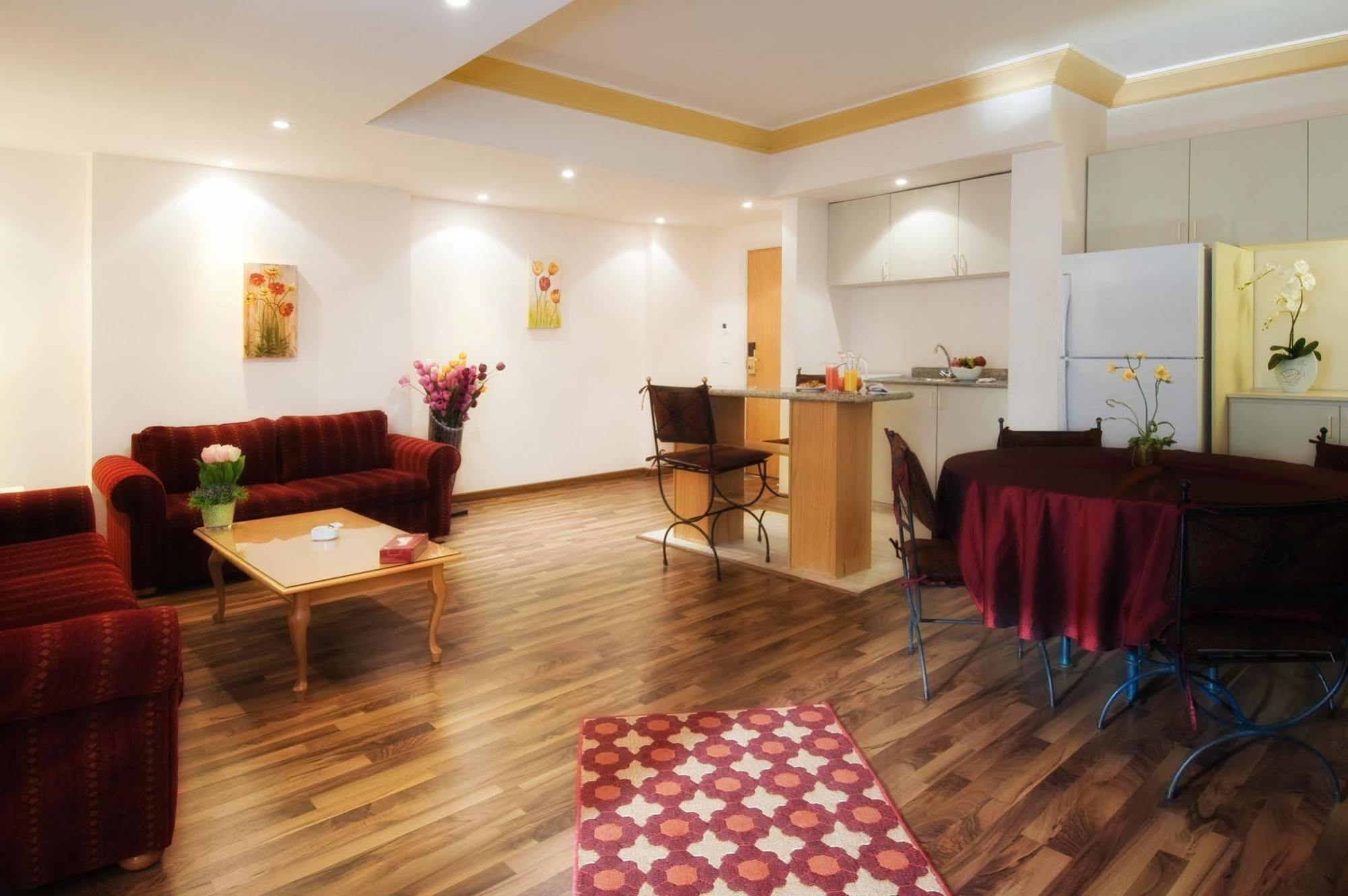Rawche Universal Apartments Beirut Værelse billede